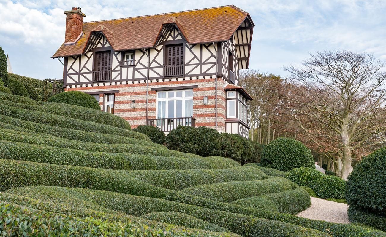giardini d' Étretat con le piante innocenti e mangoni